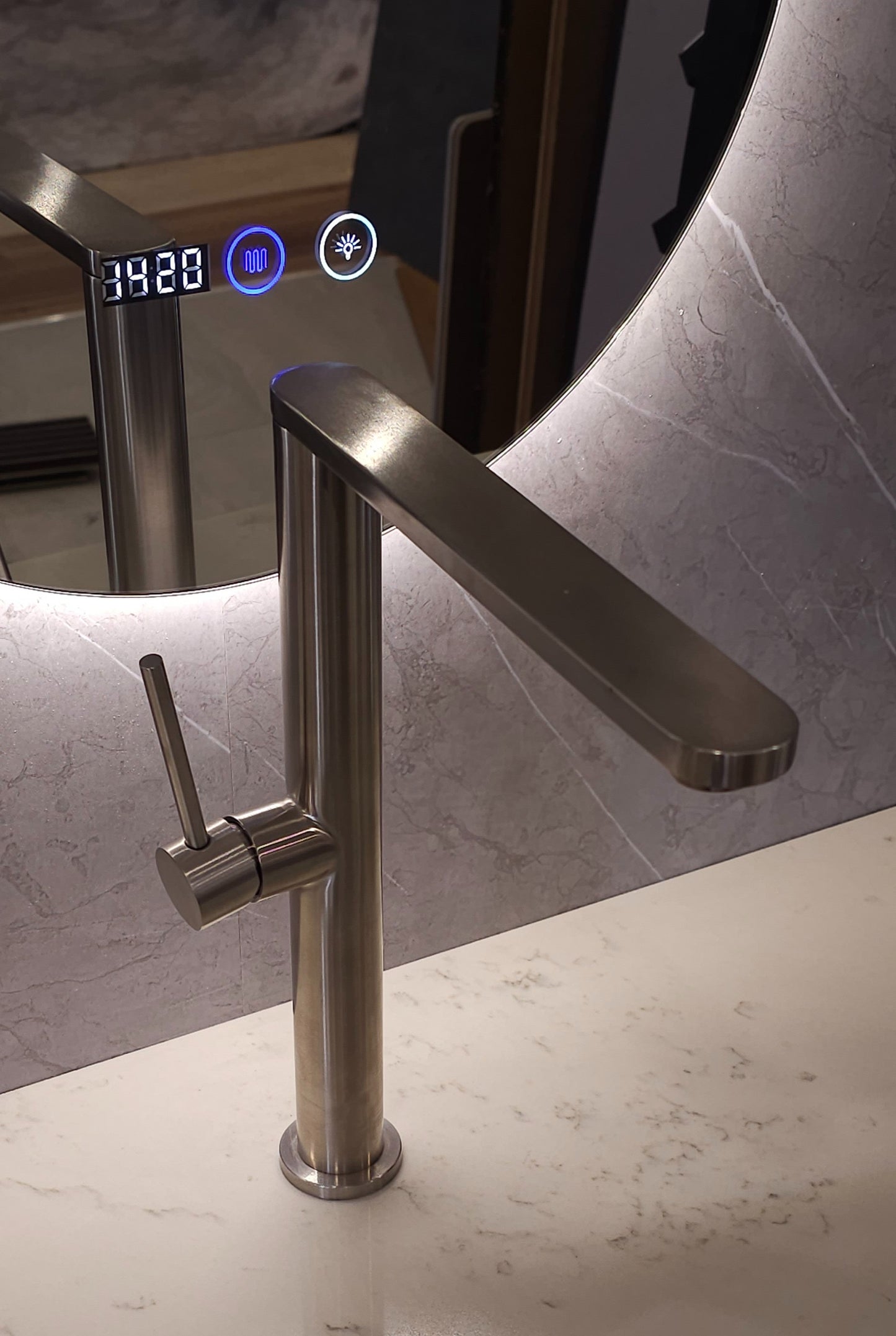 Taps YC-8230